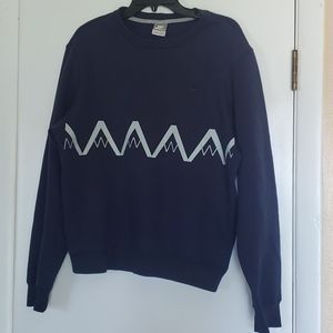 Nike sportswear wrap around design sweatshirt